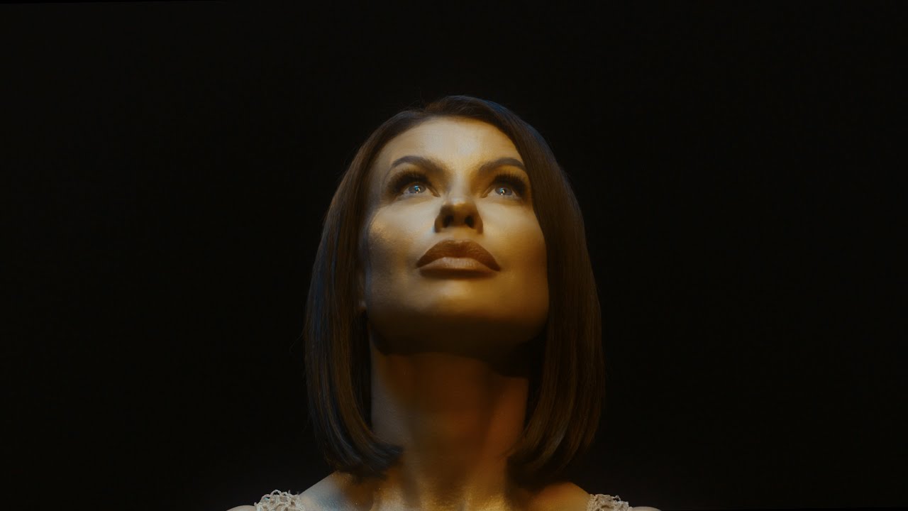 Natalia Barbu - In The Middle [Official Video]