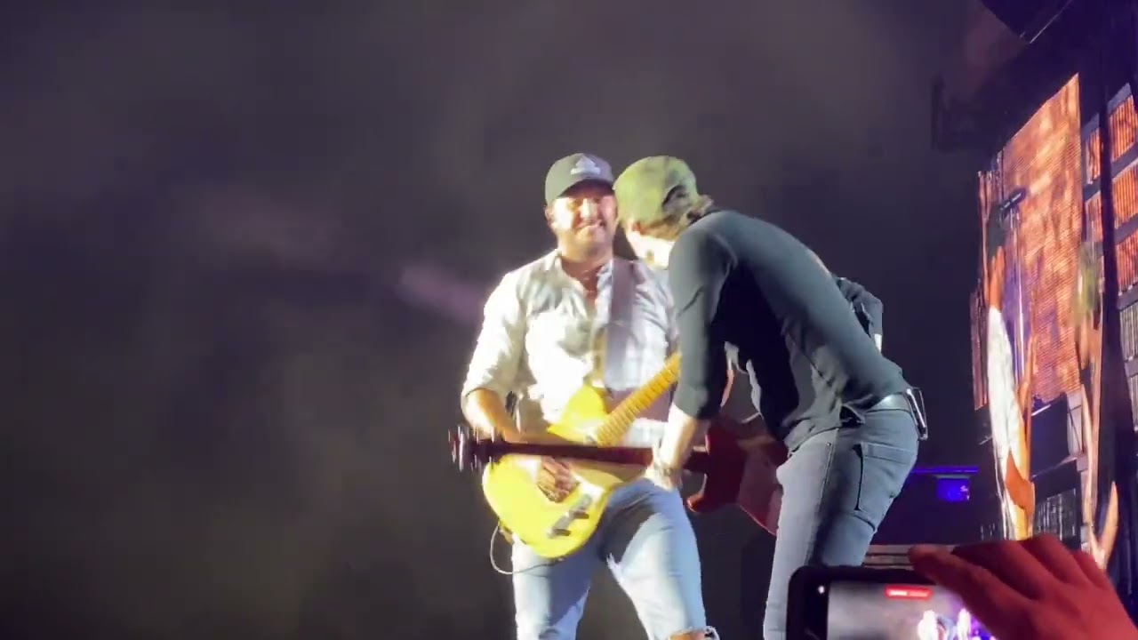 Luke Bryan “Huntin’, Fishin’, and lovin’ every day” (and jam session) at Farm Tour 9-15-2022