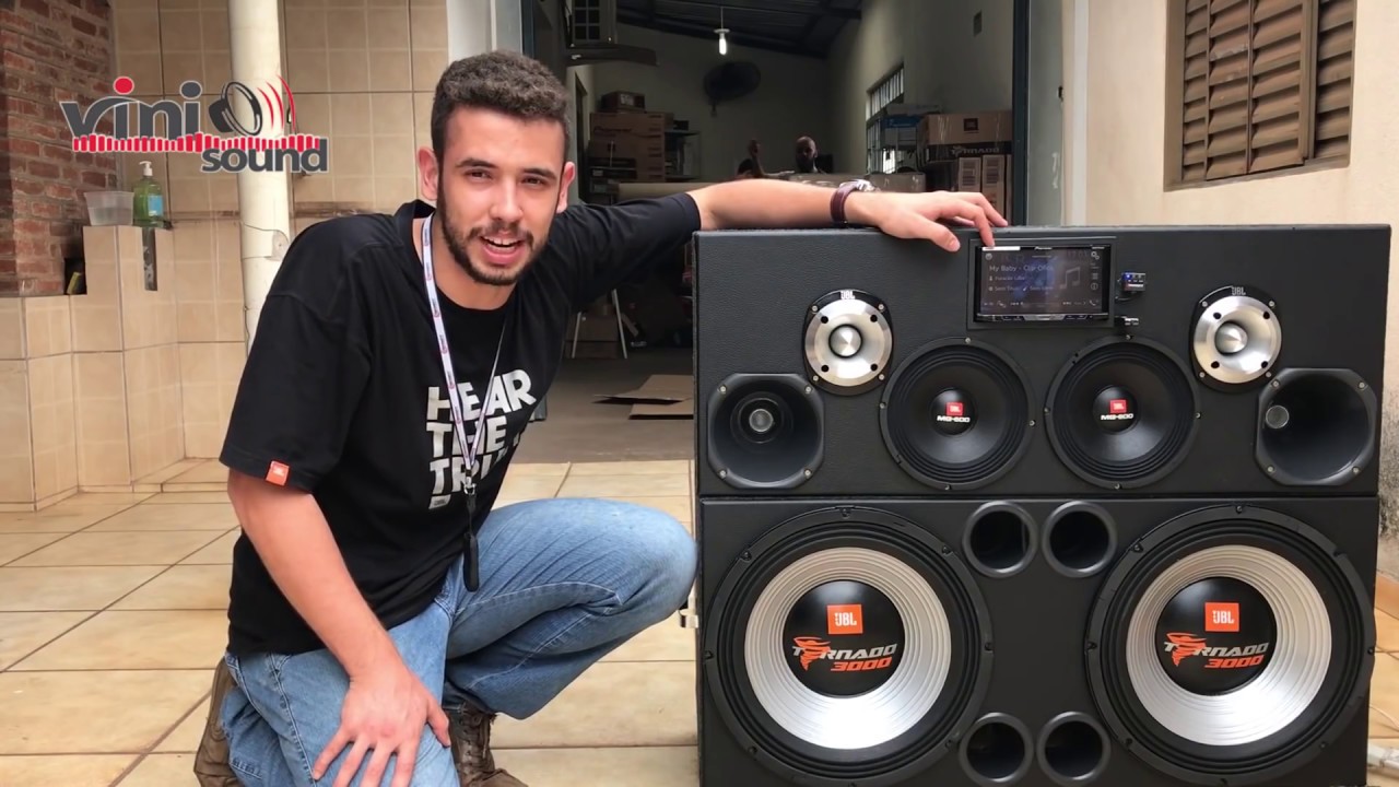 Caixa Residencia JBL 2 tornados + 2 MG-600 + 2 D250x + 2 ST400 + Central Multimídia