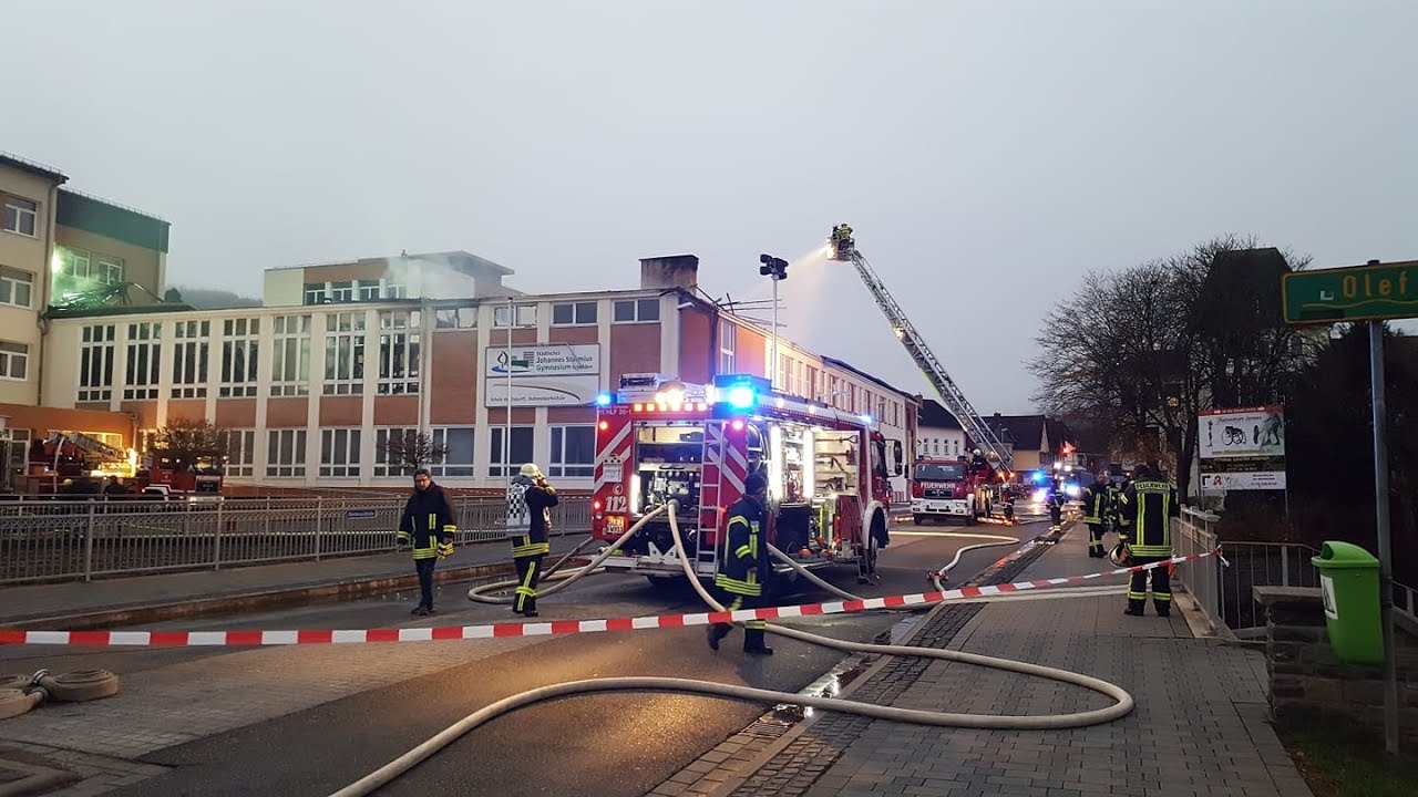 Großbrand im Städtischen Sturmius-Gymnasium Schleiden