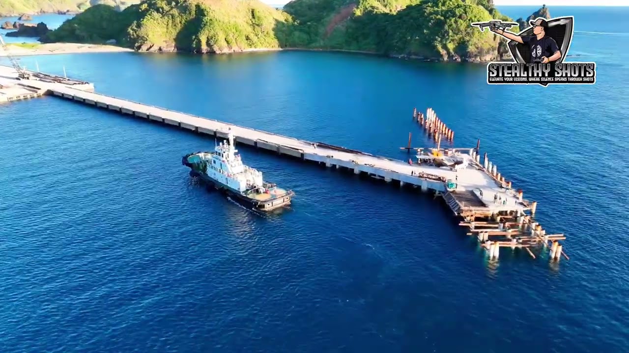 (U-006) M/Tug Malasugui-1 - | | - Ex. Awa Maru - | | - Docking at Claveria, Cagayan