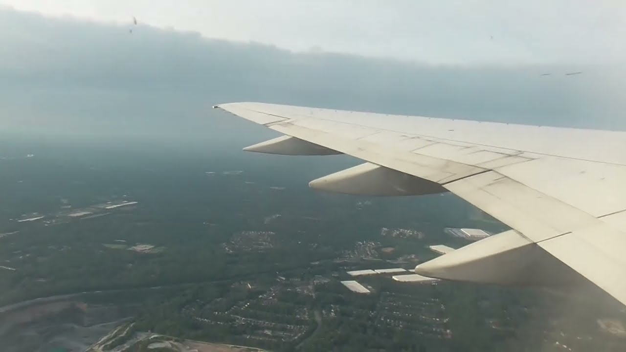 Full Flight: Delta Air Lines: Atlanta to Philadelphia