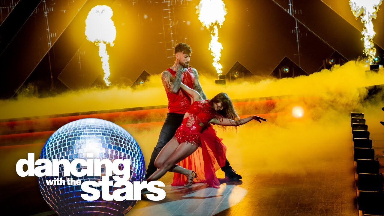 Vurige paso doble van Fabrizio en Margot | Dancing With The Stars