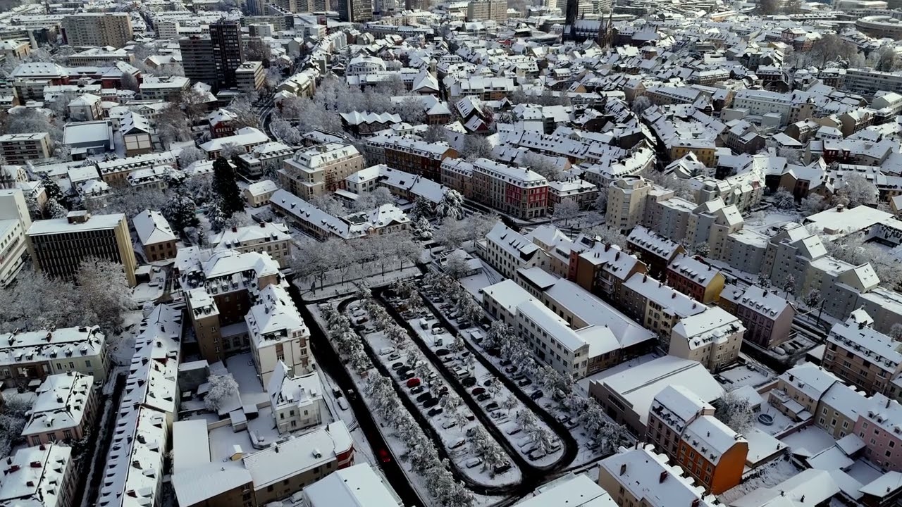 2024-11-22 - Mulhouse se réveille sous la neige.