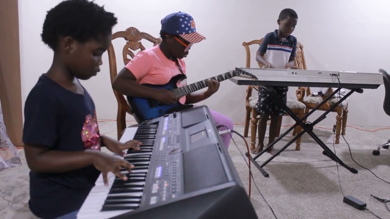 Afrobeat by sanyu Lillian #sandra_solo #subscribe_share_comment