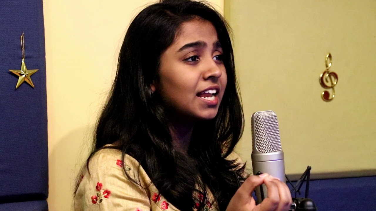 Naavil Enneesho | Cover Version | Leya Honey | Please Subscribe for new updates.