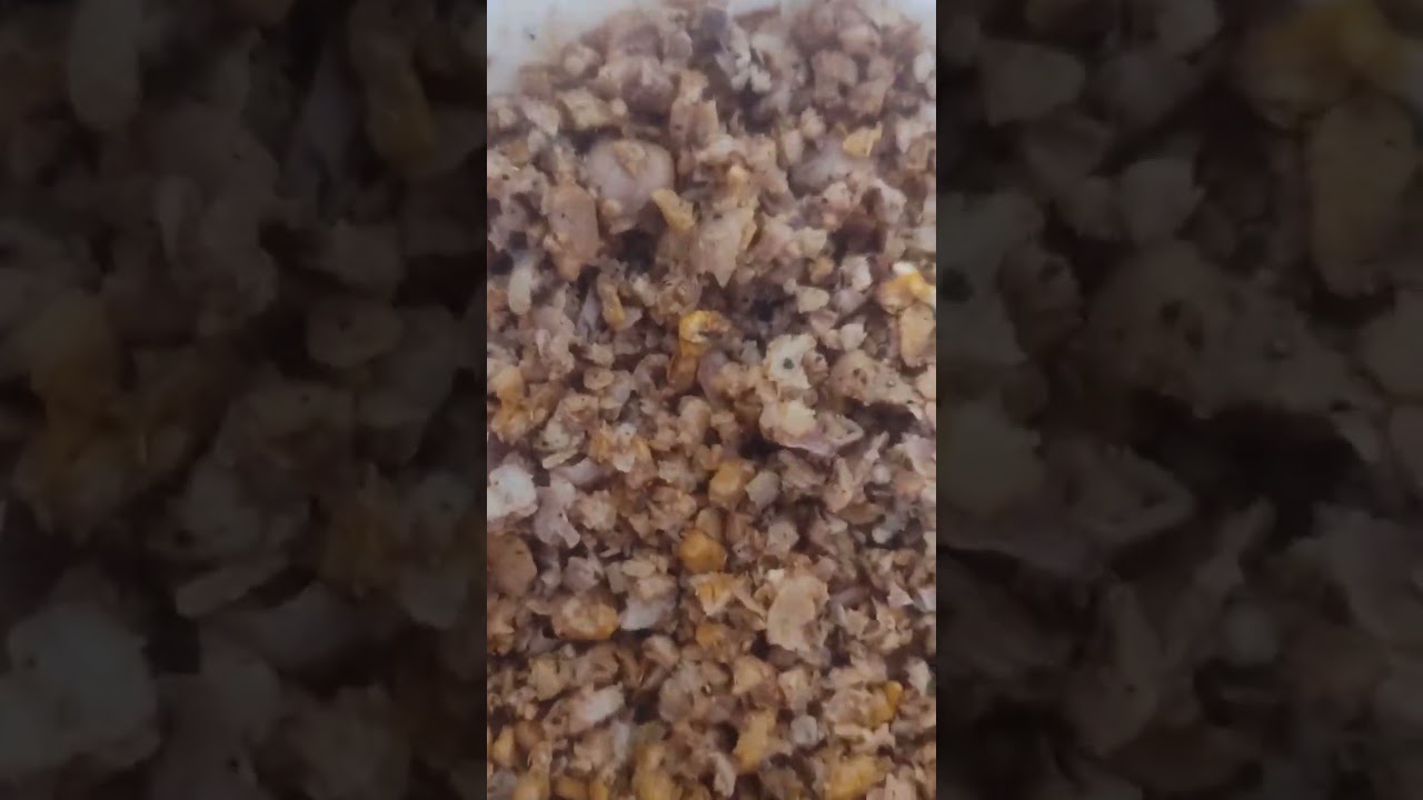 Vegan chili with Walnut and chickpea meat. High protein high fiber high in flavor. Measure with love