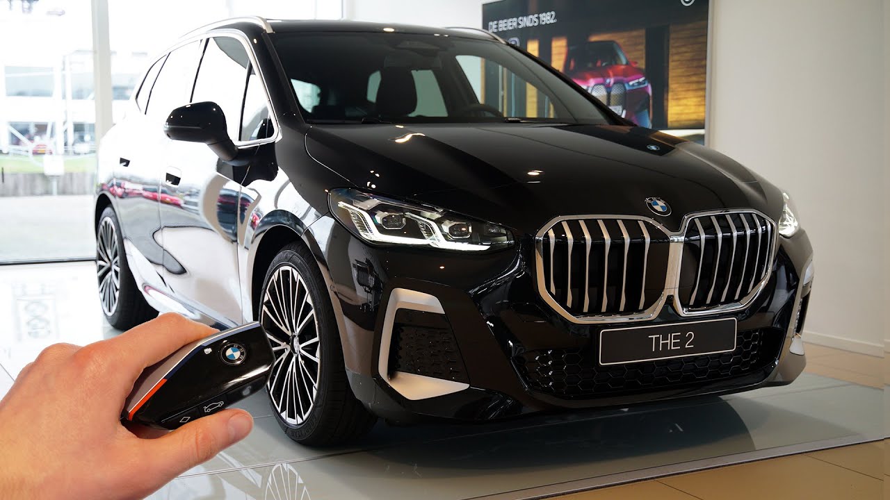 2022 BMW 2 Series Active Tourer 220i - Sound & Visual Review!
