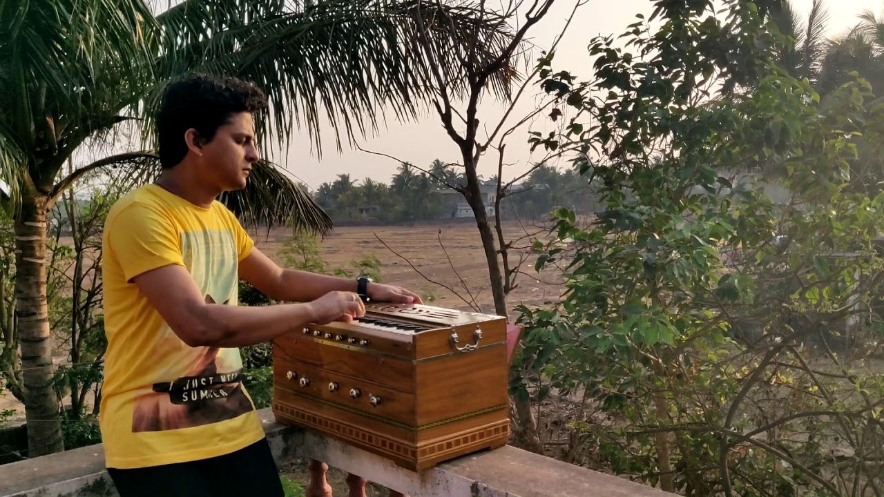 Bhay ithale sampat nahi - harmonium cover by Amit Padhye