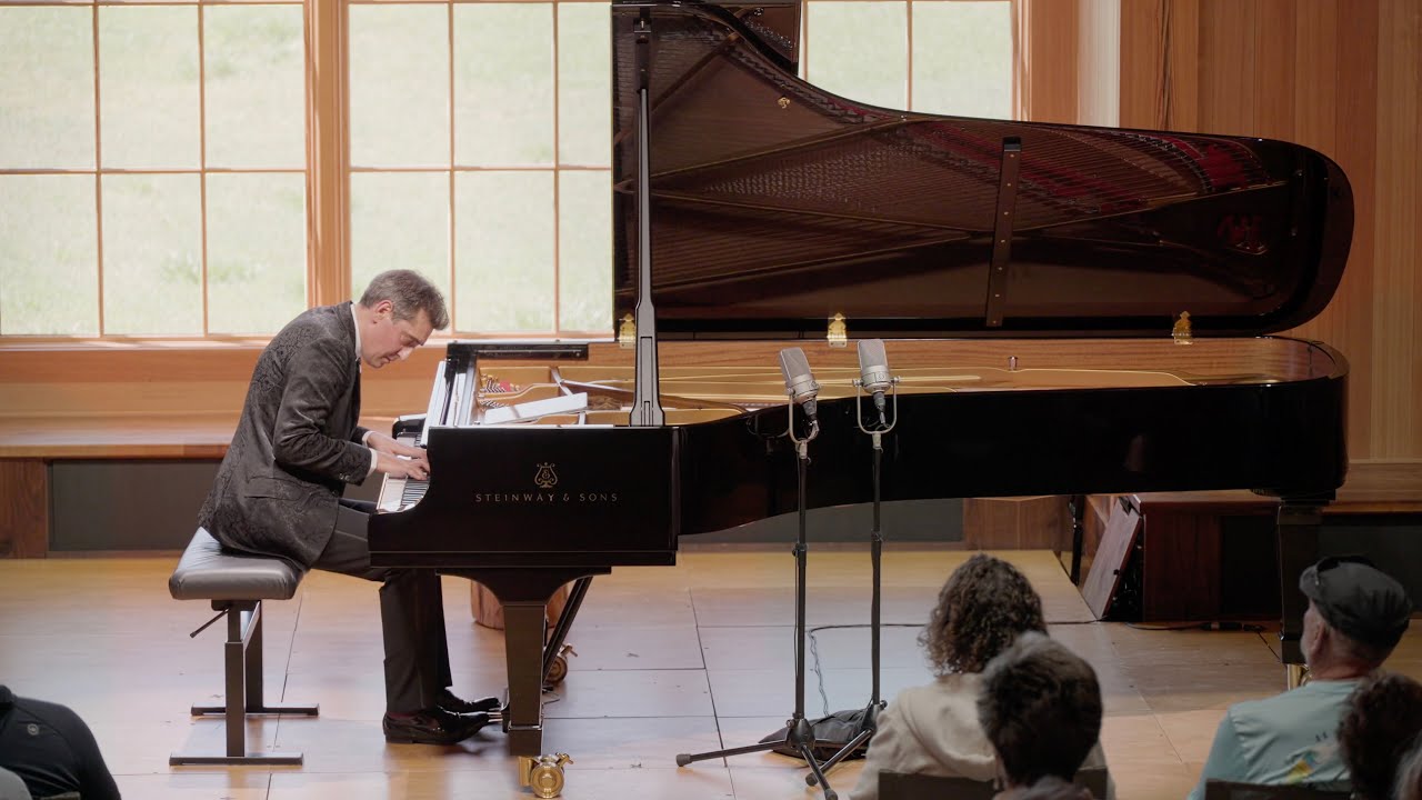 Scriabin: Sonata No. 10, Op. 70 - Yevgeny Sudbin