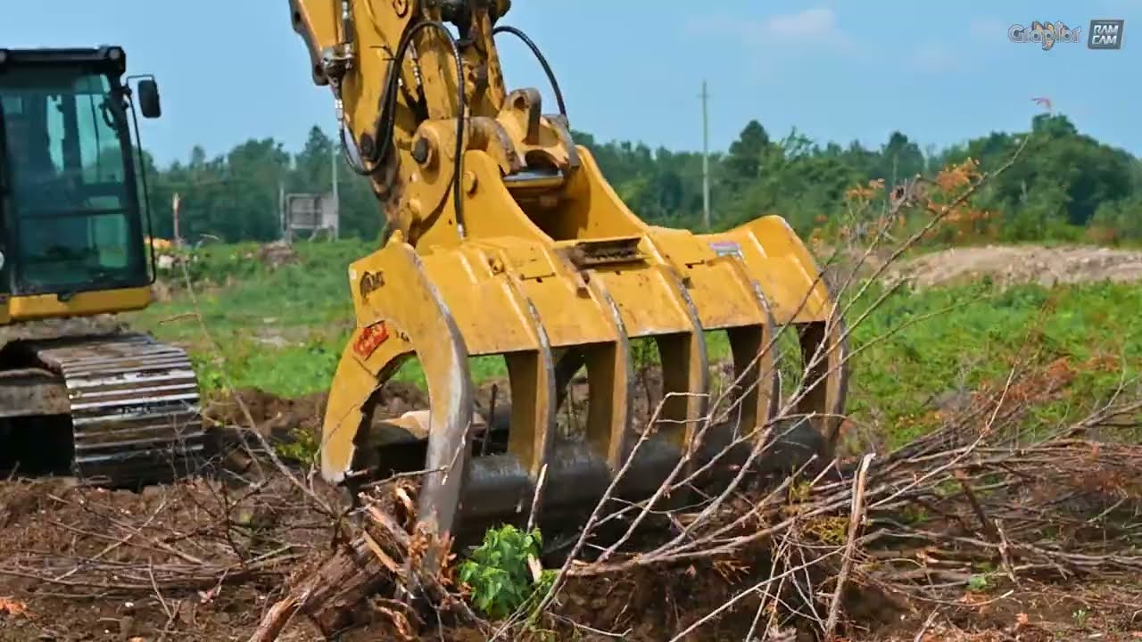 AMI Attachments&reg; Graptor&reg; Rake Powered by RAMCAM&trade;