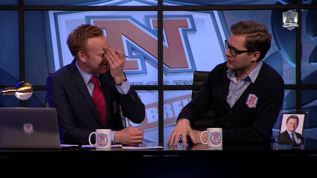 Journalister elsker practical jokes og discokuglehumor