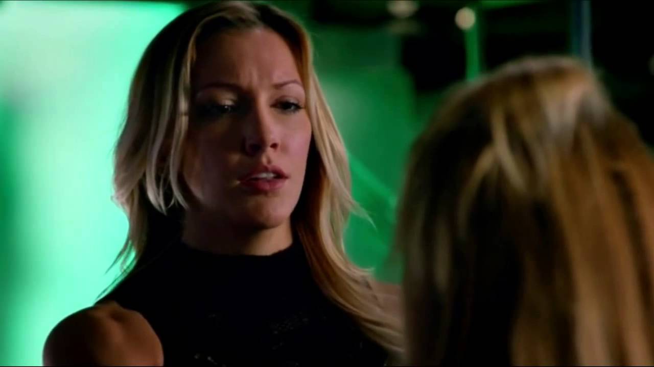 Legends of Tomorrow: Sara and Laurel  Be The White Canary