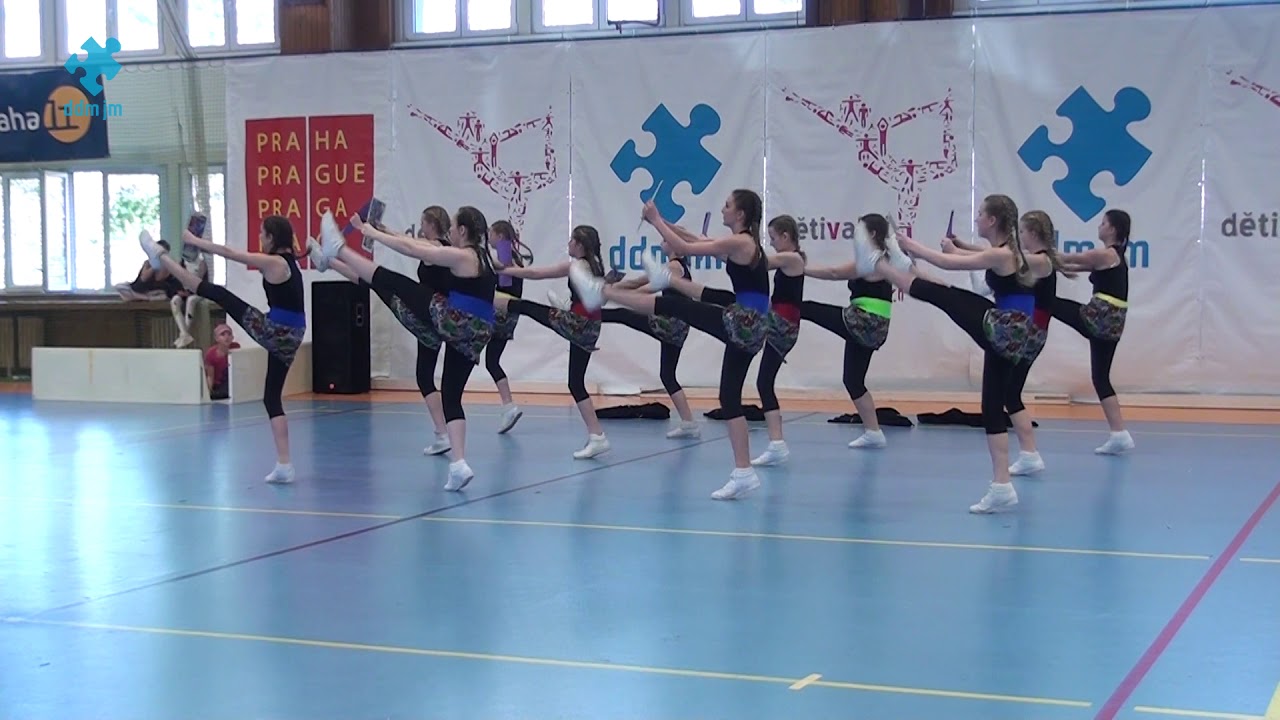 2019 03 30 AKCE Děti v akci /65/Dům dětí a mládeže Symfonie, Poděbrady/Příběh z komixu
