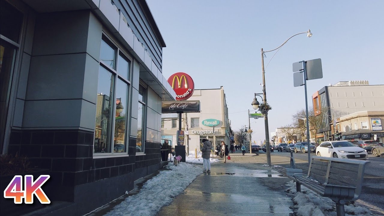 🇨🇦 [4K] Toronto Walk - Yonge Street, Lawrence to Yonge Boulevard Parkette