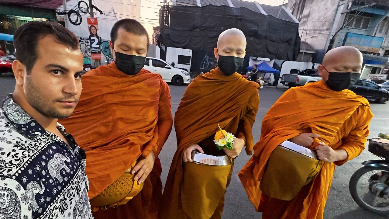 Tayland&rsquo;da Keşişlerin Sabah Rit&uuml;eline Katıldım! (Hayatımı Değiştiren O Rit&uuml;el) - Chiang Mai