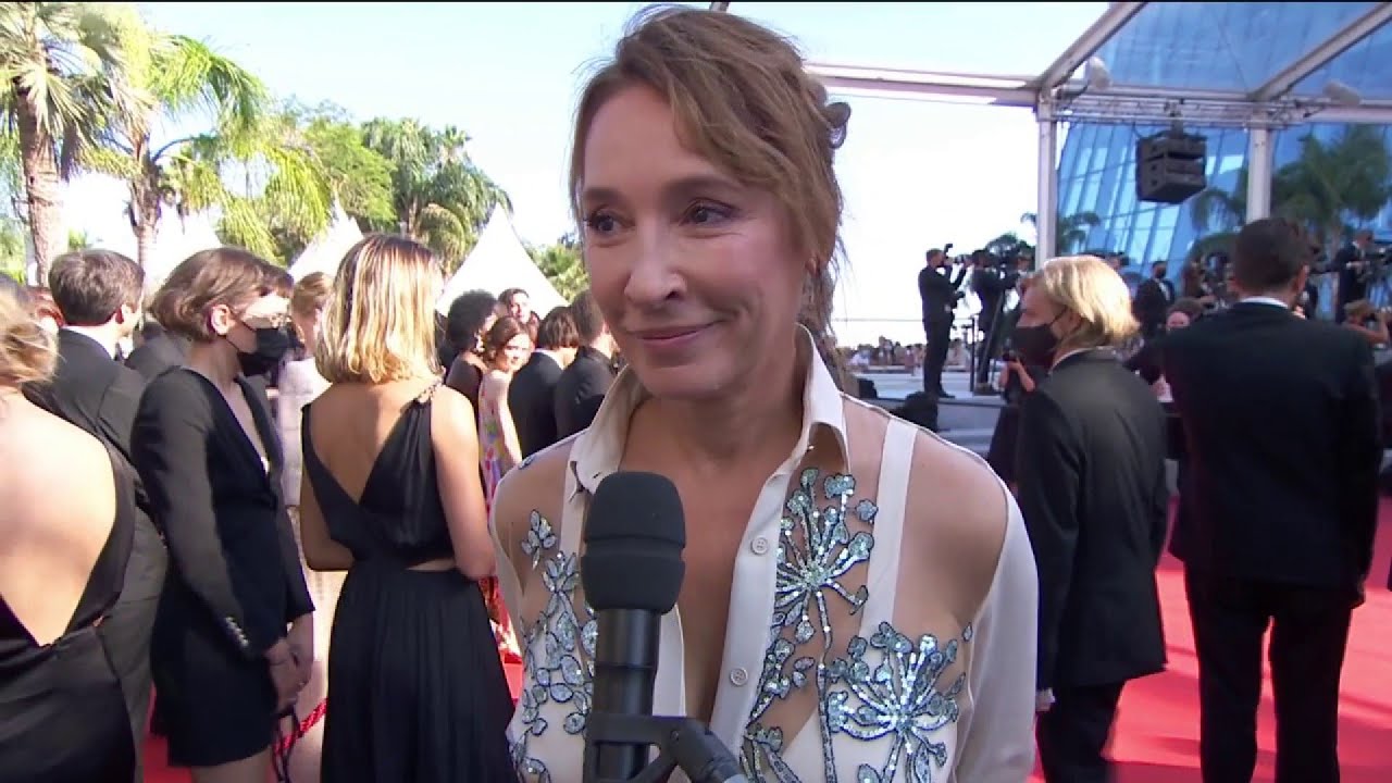Emmanuelle Bercot sur le Tapis Rouge pour son long métrage 