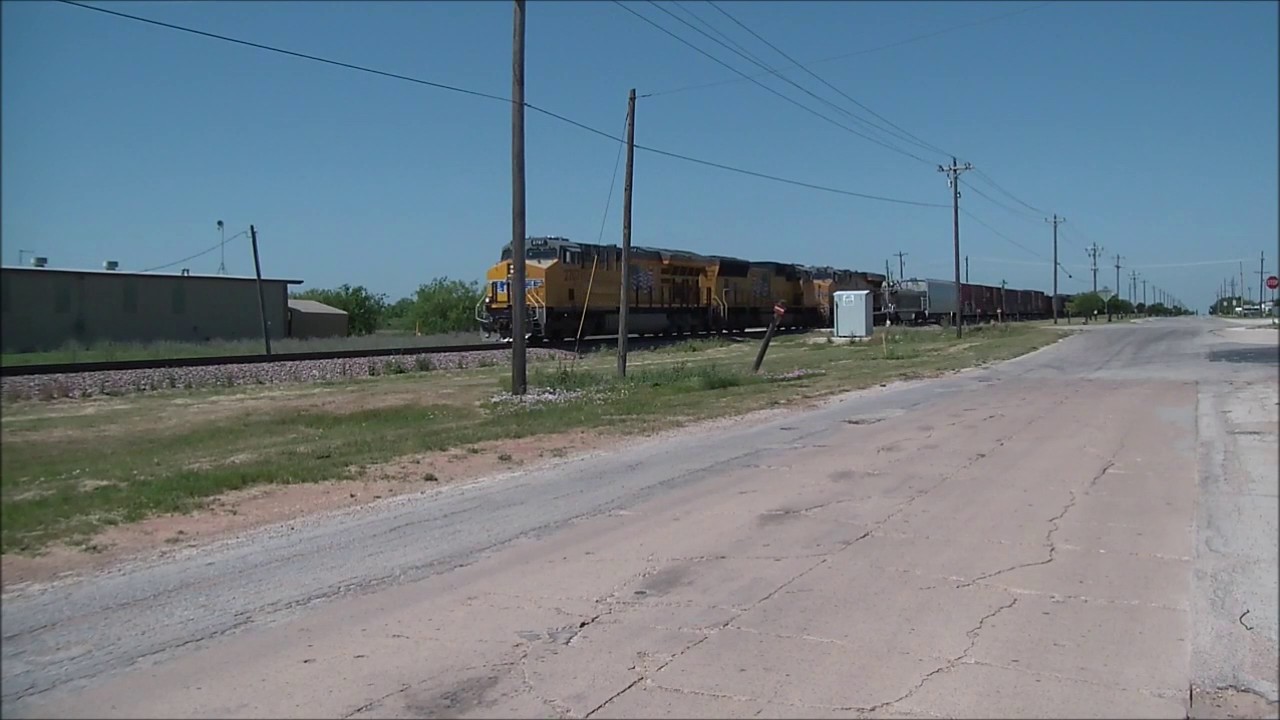 Texas Railfanning:  Abilene and Tye, TX