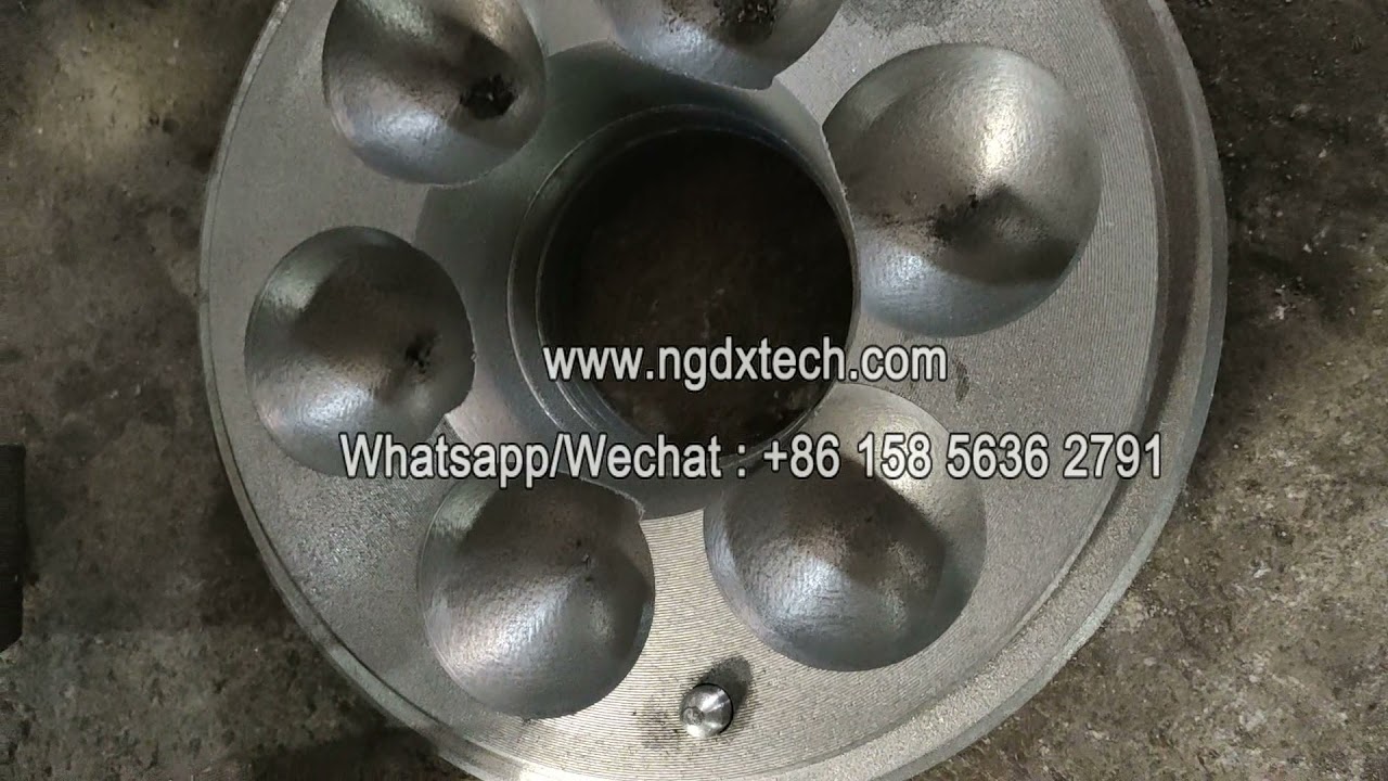 cast iron ball mould in production
