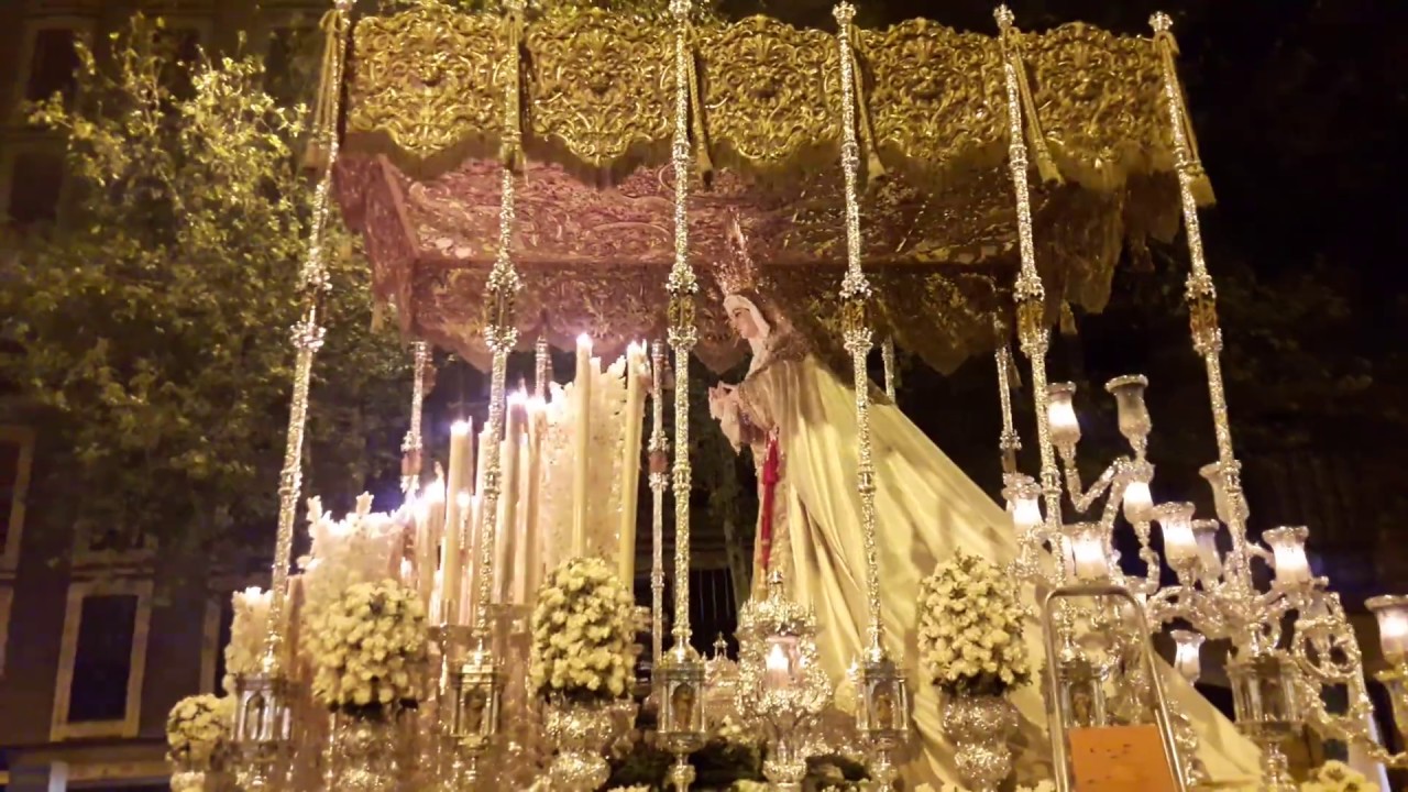 Costaleros de la Virgen del Amparo Tras la Virgen de la Salud (2017)
