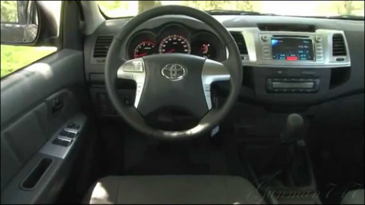 Toyota Hilux 2012 Test
