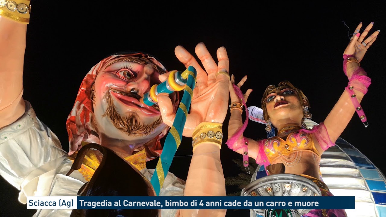 Sciacca (Ag): Tragedia al Carnevale, bimbo di 4 anni cade da un carro e muore