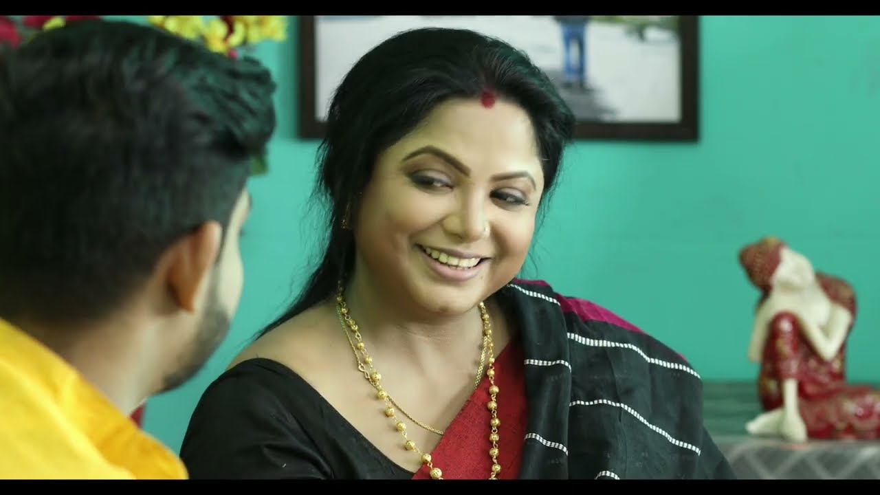 চোখে চোখ মিলতেই প্রেম হাবুডুবু খাওয়া শুরু🥰🥰