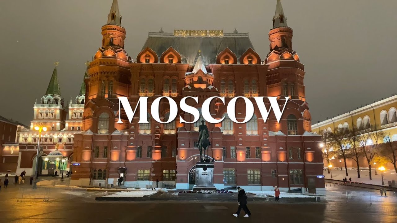 Moscow Russia 22 November 2022 The Red Square Walking Tour / 4K UHD 60fps