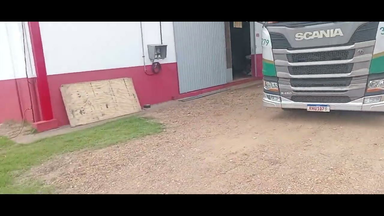 Milho de pipoca ta entregue..Só  u ouro..