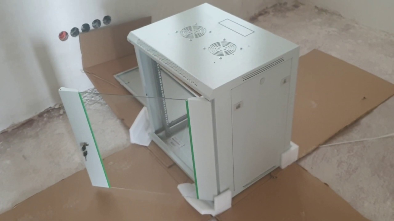 DIGITUS Netzwerk Schrank 19 zoll 12 HE Dynamic Basic Glastür Grün