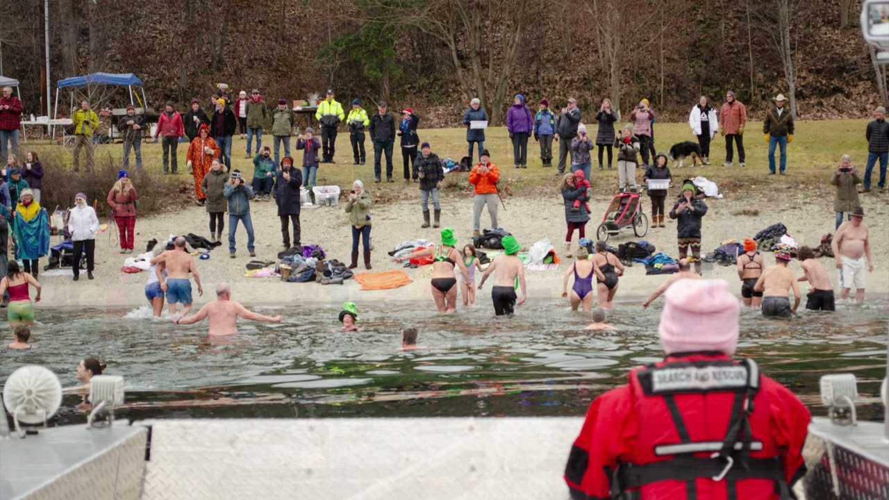 Kaslo's 2026 Langham Polar Bear Dip!