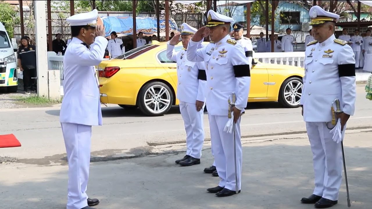 องคมนตรี เป็นผู้แทนฯวางพุ่มดอกไม้ถวายราชสักการะพระบรมราชานุสาวรีย์ ร.๒ วันที่ ๒๔ กุมภาพันธ์ ๒๕๖๙