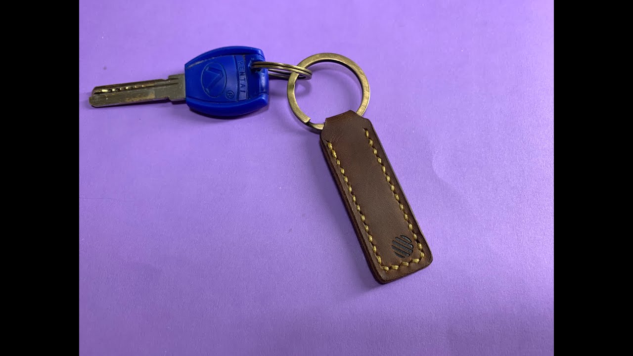 How to make a leather key medal  صناعة ميداليه مفاتيح من الجلد الطبيعي (ابتكارات قطع جلد)