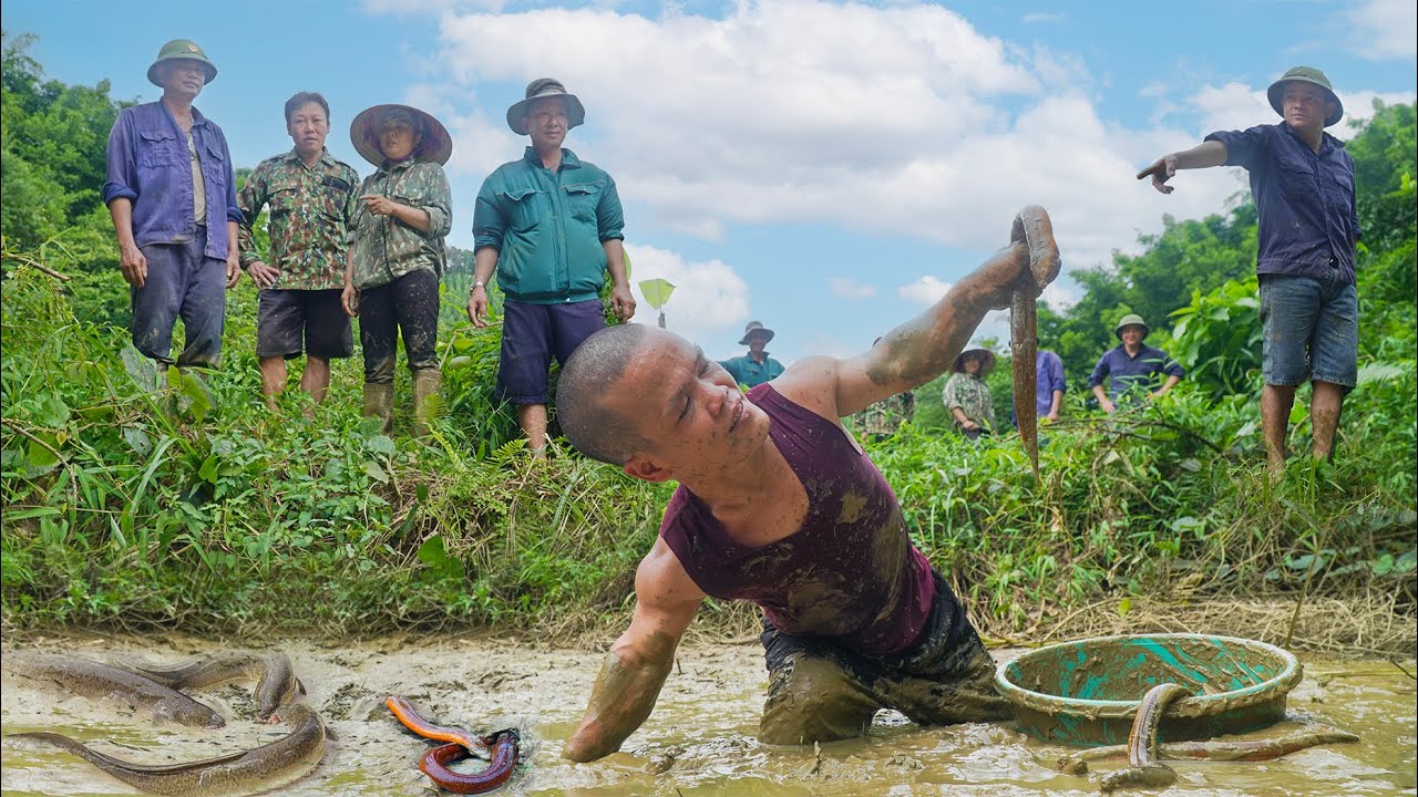 Dwarf Family - eel hunting trip & taking care of goats | Harvest joy.