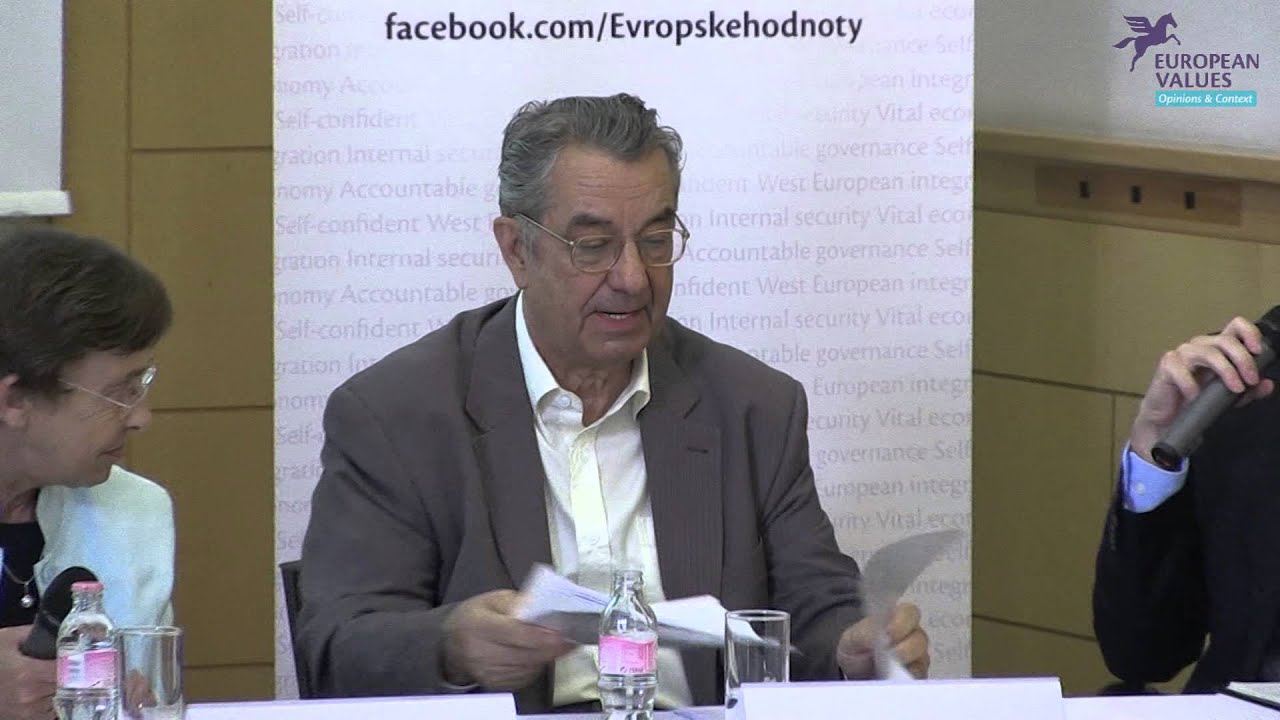 Public Debate on How Should Politicians Communicate Integration of Minorities
