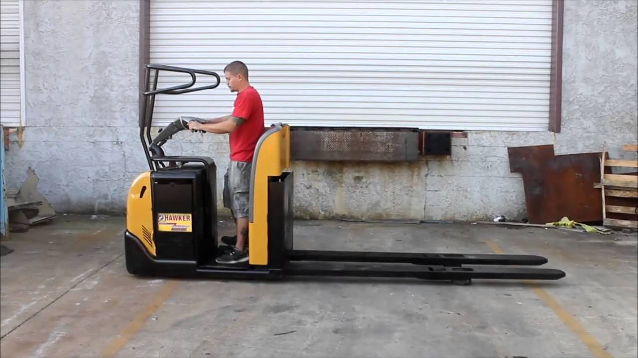 2009 DRIVER LIFT LOW LEVEL ORDER PICKER,