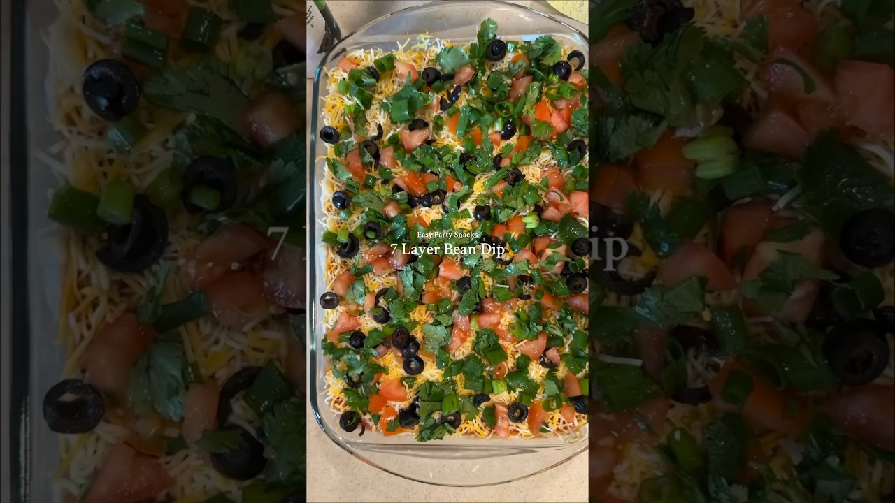 7 layer bean dip #food #easyrecipe #easysnacks #partyfood #cookinghacks #recipe