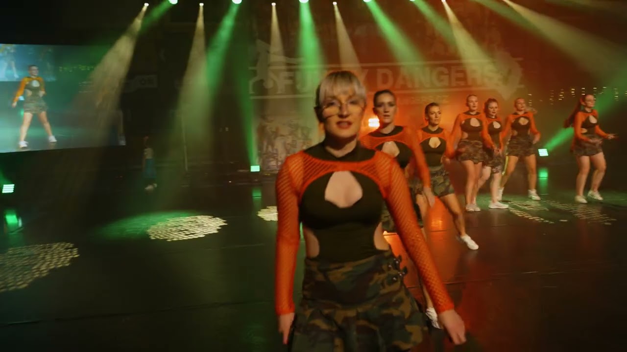 GYAL FORCE  -  TIC TAC