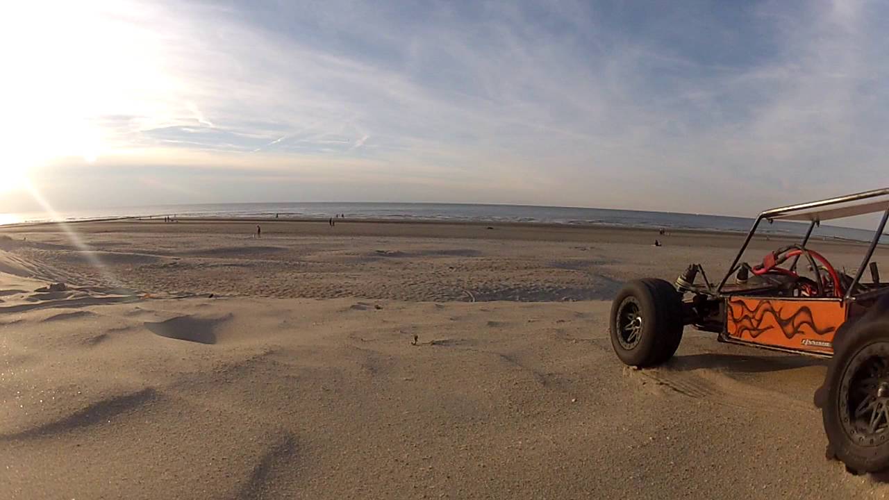 Rc Sandrail at the beach . The art of sand roosting