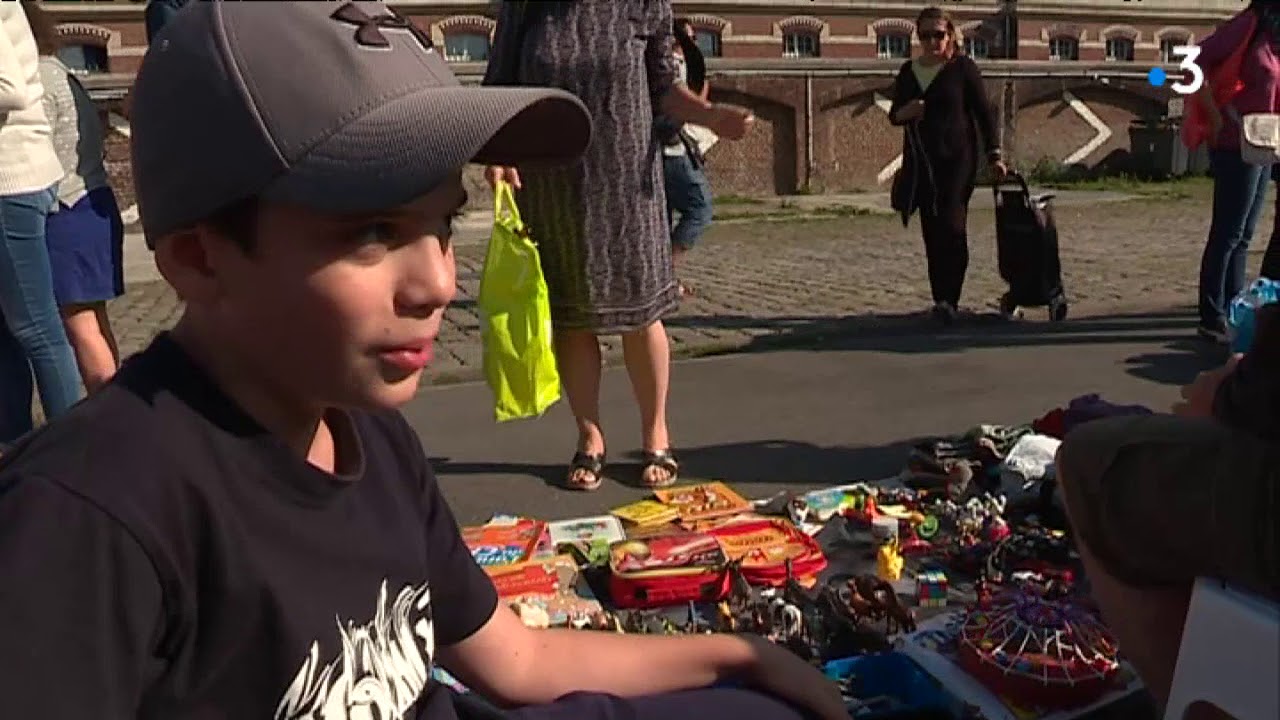 Braderie de Lille : m&ecirc;me pas dix ans, d&eacute;j&agrave; bradeux