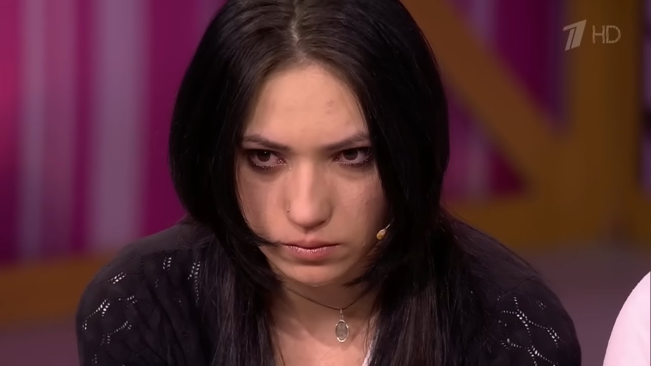 Встреча матери и повзрослевших детей спустя 15 лет — слёзы и холод