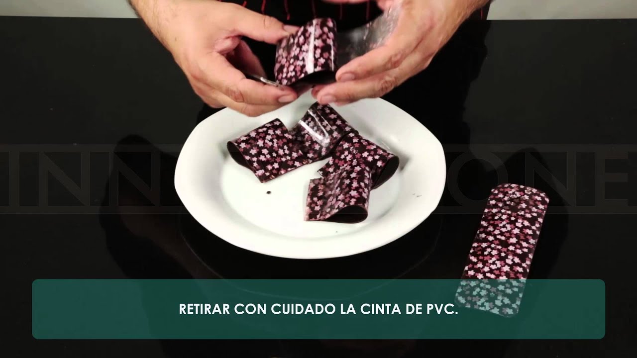 Moños de chocolate con transfers