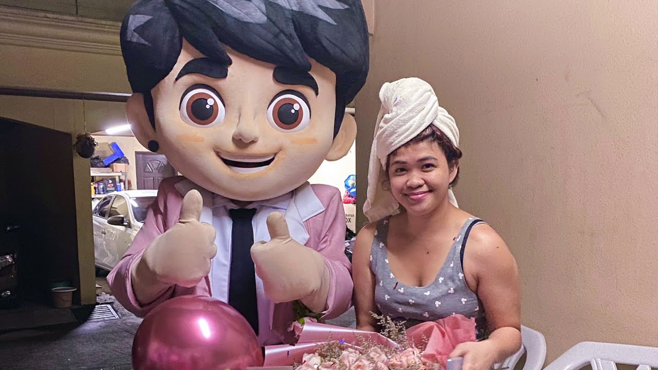 Mascot Surprise Anniversary Delivery to Ms. Melai Cantiveros from Mr. Jason Francisco! Sobrang bait!
