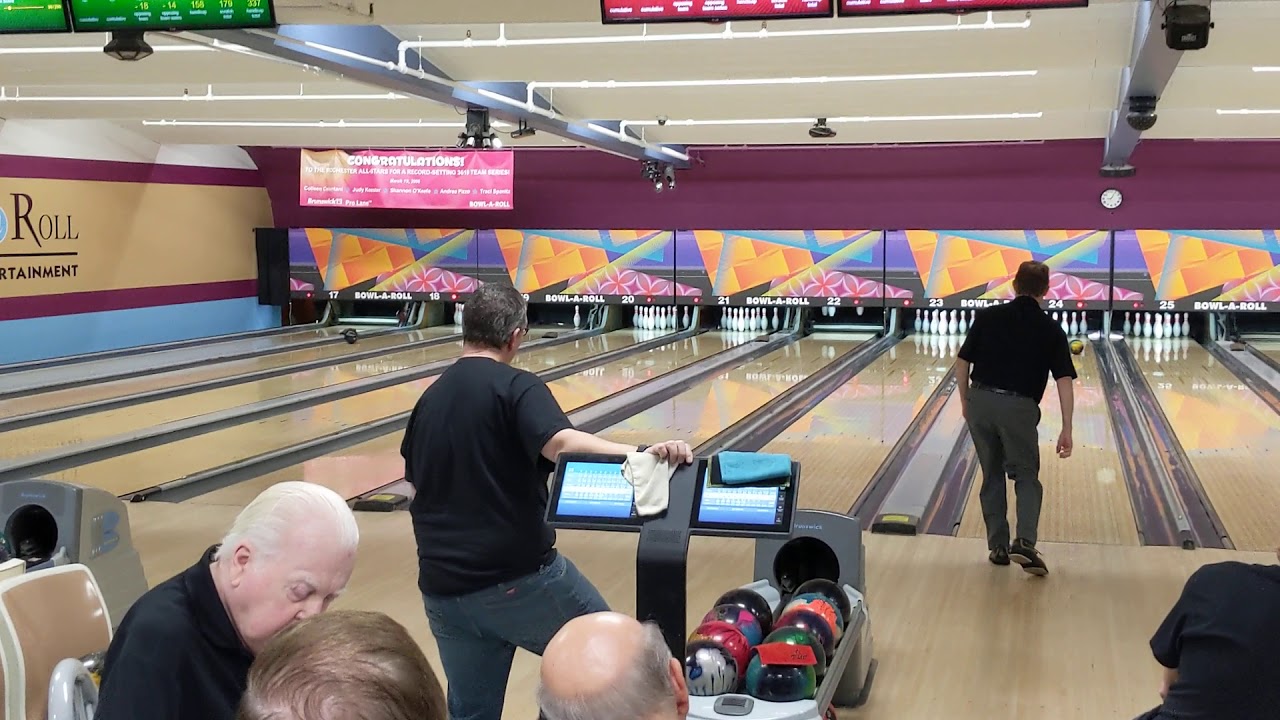 Scott Dingman BLOWS a 300 Game