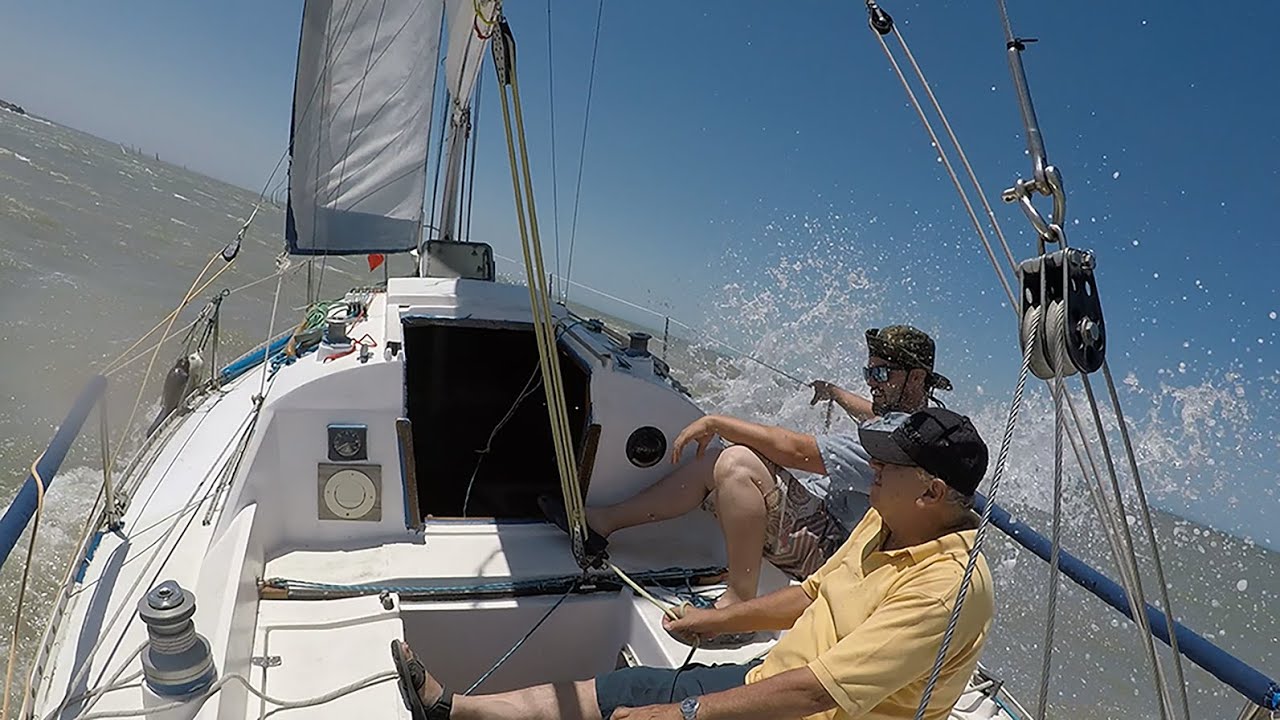 REGATA CRUCERO PARA RECIBIR EL NUEVO AÑO