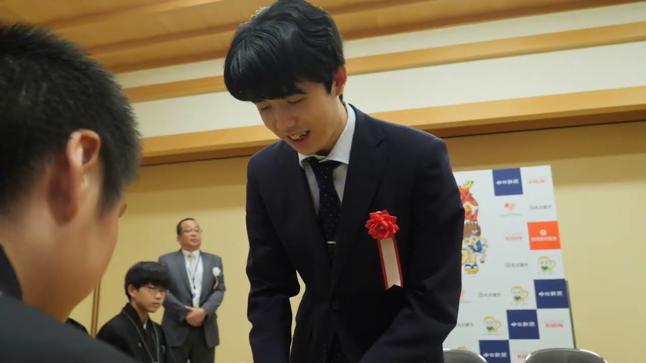 藤井聡太王位 佐藤康光九段 名古屋城こども王位戦 決勝大会
