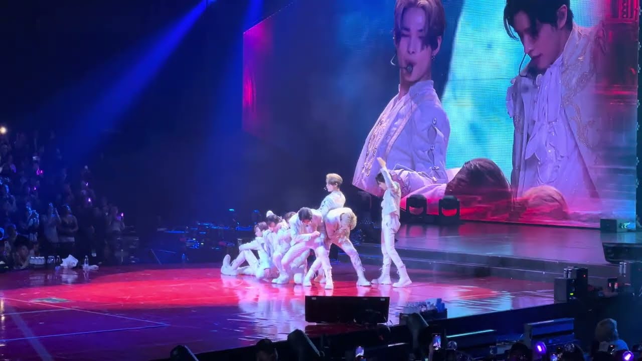 20231014 ENHYPEN WORLD TOUR FATE in Dallas -  Let Me In (20 CUBE)