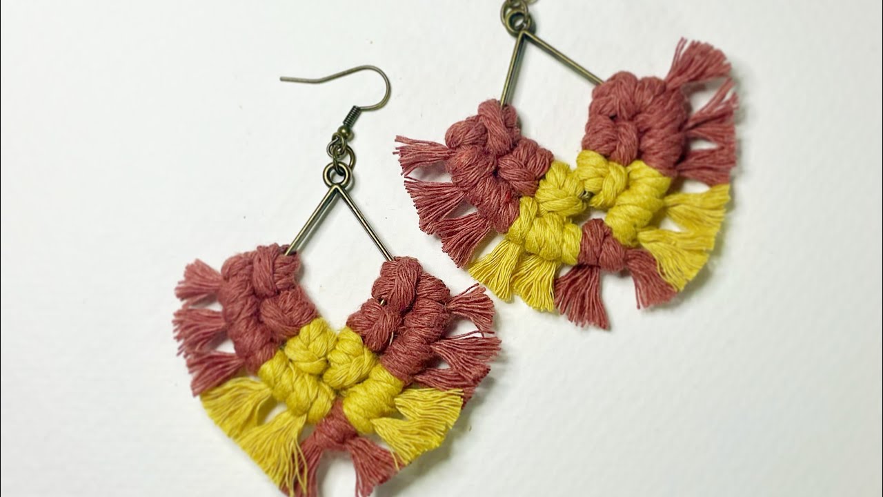 Diamond shape macrame earrings