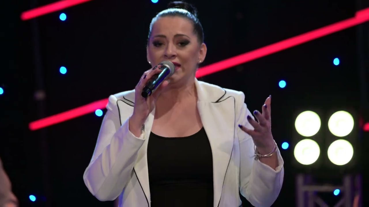 Aneta i Grupa Molika - Oko moe biserno (Art Studio Production Live TV Show)