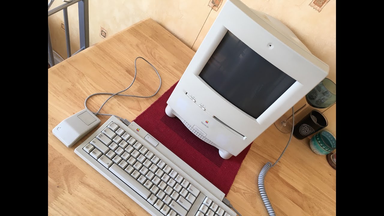 Apple Macintosh Colour Classic test